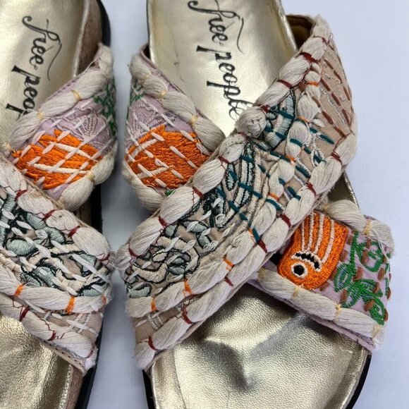 Free People Women's Wildflowers Crossband Sandal Size 38.5 Multicolor - Picture 8 of 14